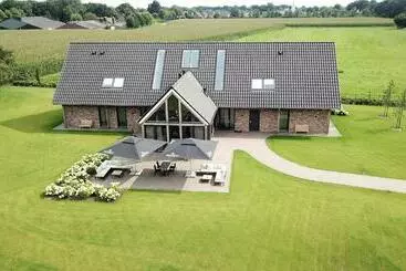 Aamiaismajoitus (B&B) Op Dn Kreijtenberg