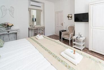 Aamiaismajoitus (B&B) Villa Bella