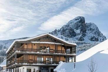 Отель La Majun Fornellahof