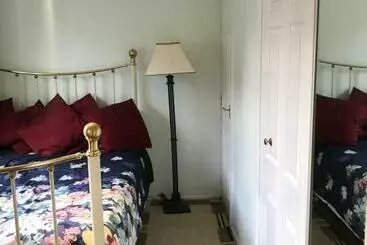 ペンション Cosy Cottage Annex In Fairlop
