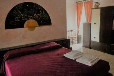 Bed and Breakfast L Elefantino Bed And Book