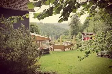 Aamiaismajoitus (B&B) Jeje Und Anna S Eifel Haus