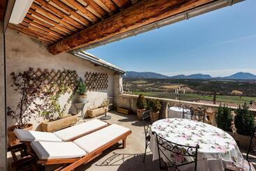 צימר Six Chandelles M étaient Comptées