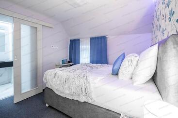 펜션 Villa May Way