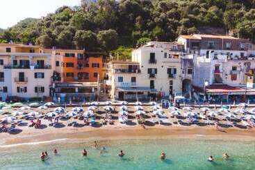 بنسيون Sapphire Rooms