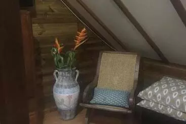 پانسیون Coeur Creole