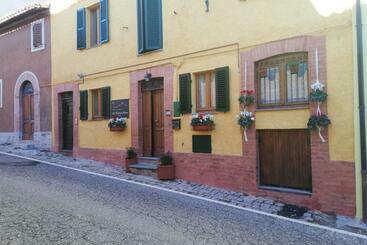 Nocleg ze śniadaniem La Torre Di Morro