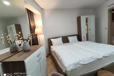 Pensión Aparthotel Cross Street 4