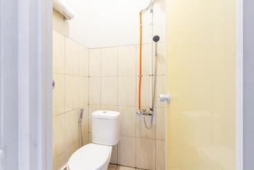 هتل Vaccinated Staff  Oyo 1718 Homestay Wak Gobenk