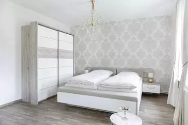 アパートホテル Landgasthof Deutsches Haus