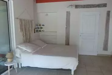 Bed and Breakfast L Epicerie