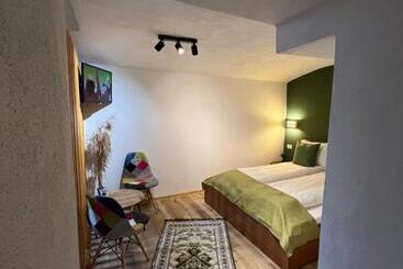 پانسیون Timhouse