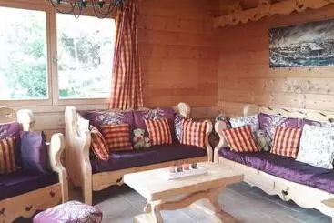 Aamiaismajoitus (B&B) Les Genévriers