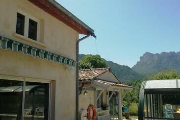 Bed and Breakfast Chambre Familiale Le Pêcher