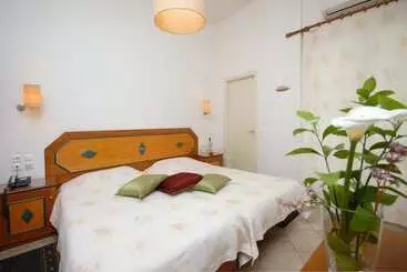 Aparthotel Barbouni Hotel & Studios