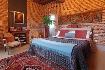 בית מלון כפרי Chambres D Hôtes La Tour Sainte Cécile