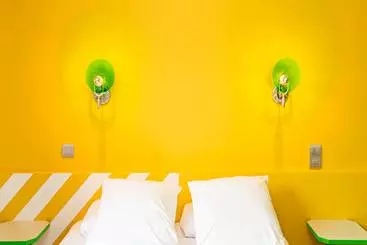 هتل OLDEGAR Hôtel Bar & Musique