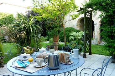 Bed and Breakfast Time After Time