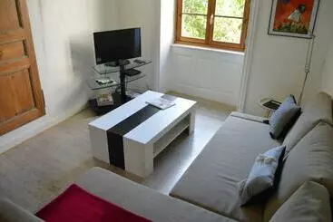 تختخواب و صبحانه Le Gîte Du Bessat