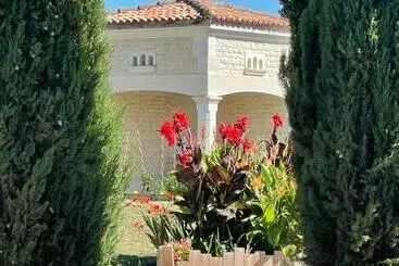Bed & Breakfast Domaine Du Clos Pallacien