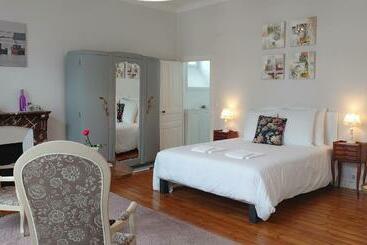 민박 La Maison Serrurier   Chambres D’hôtes