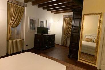 ペンション Quinta Quadra