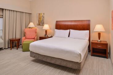 בית מלון כפרי Hilton Garden Inn Dover