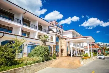 Hotel Palace Marina Dinevi