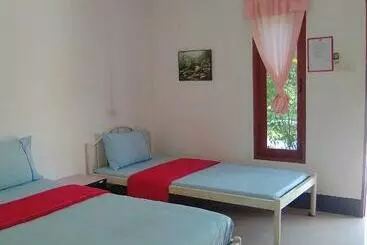 پانسیون Thanathorn Guesthouse