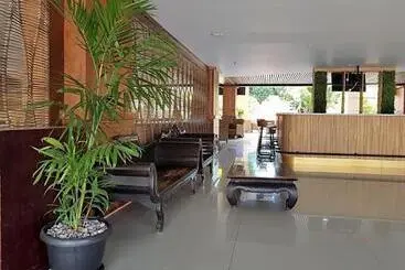 Hotelli New Garden View Resort   Chse Certified