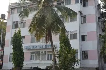 Sea Palace Hotel   Near Gateway Of India