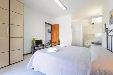 Aamiaismajoitus (B&B) Marina D Agrò Residence