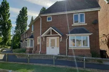 Pension  Clough Close