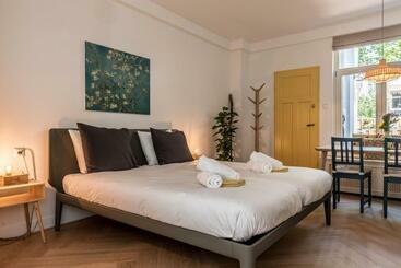 Aamiaismajoitus (B&B) @jo S