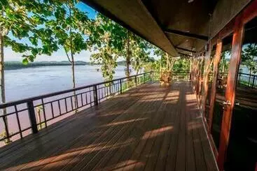 Chiang Klong Riverside Resort