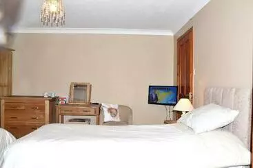 Nutstile Farm Bed And Breakfast