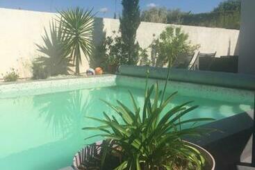 צימר Villa Des Romieux