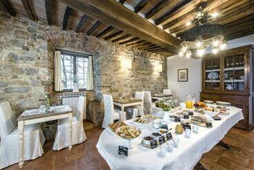 Nocleg ze śniadaniem Torre Di Badia