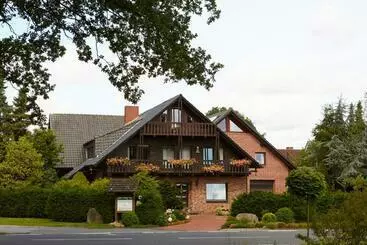 Hotelli Landhaus Burs