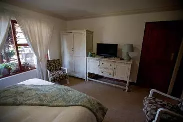 Hostel Inyameko Bnb