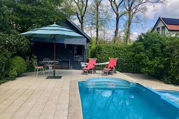 Bed and Breakfast The Pool House