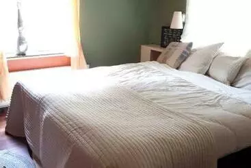 تختخواب و صبحانه Voorhuis