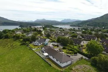 Air Leth Bed & Breakfast