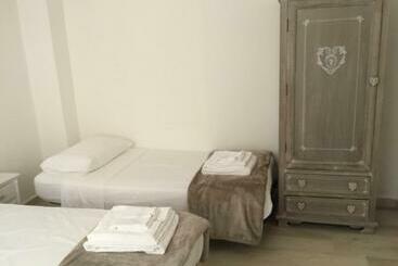 Bed and Breakfast Graffiti In Barbagia