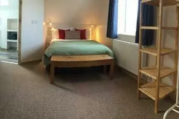 Bed & Breakfast Harvest Moons Only