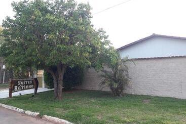 Pension (Hôtel basse catégorie) Suites Do Ratinho