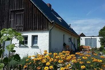 פנסיון Zum Storchennest