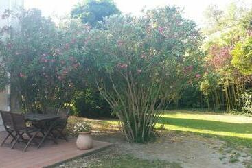 Bed and Breakfast Le Mas D Icard