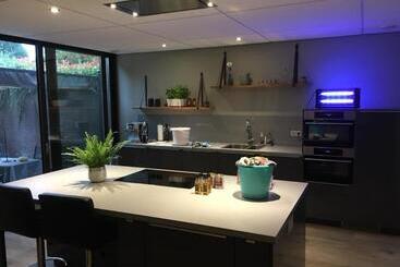 צימר Voormalig Politiebureau