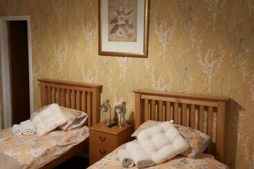 ホテル The White Swan